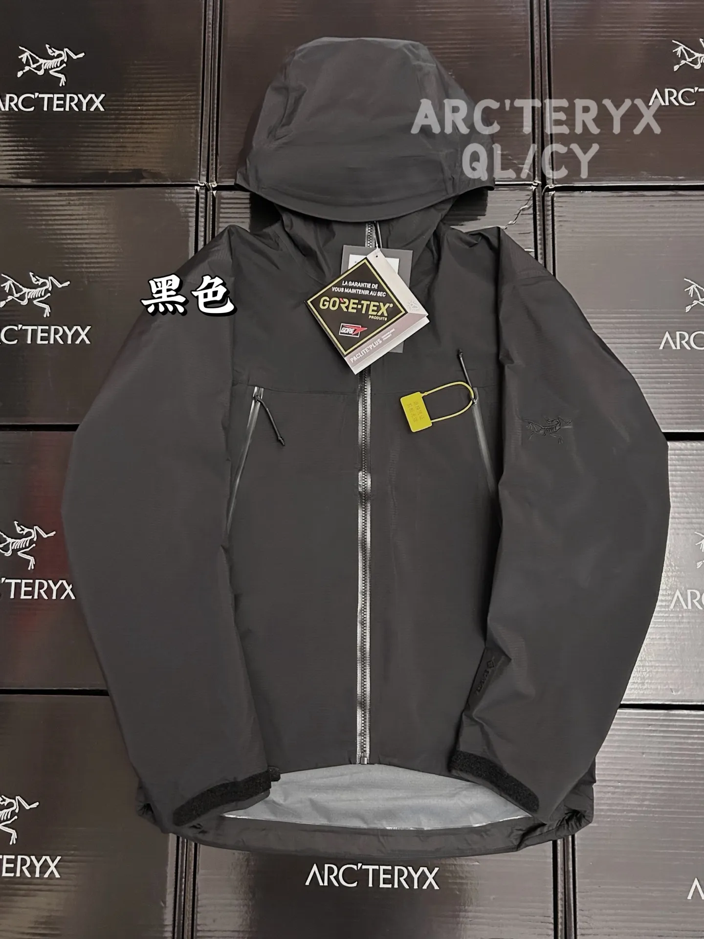 D 15 Alpha Lt • ： GORE-TEX Breathable ， + ， • Classic ： ， + ， • ：Black（Versatile ）、 Gray（ ）、 （ ）、 （ ） • ：ARC'TERYX ， ， ， / / ！ GORE-TEX 、 、 ， Black/ / / ， In Stock，Quality ， 💯